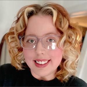 Meet your Posher, Erica